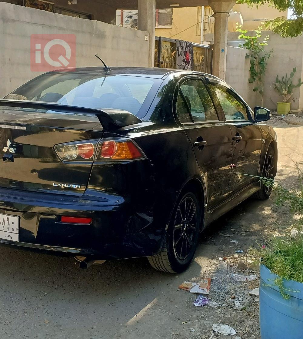 ميتسوبيشي لانسر